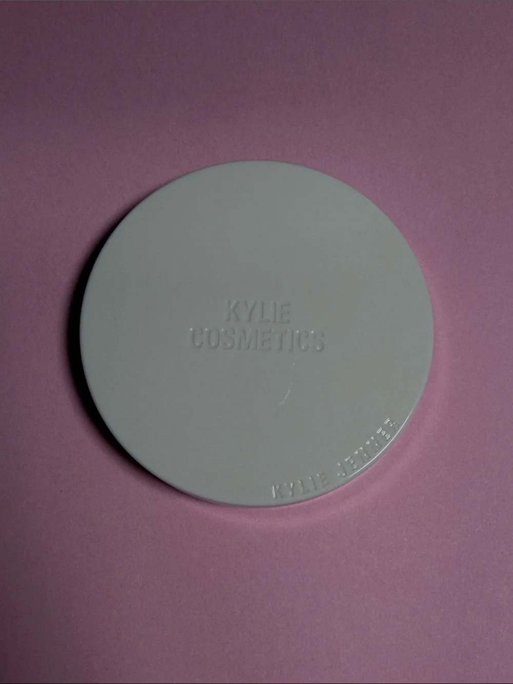 Kylie Cosmetics Powder Foundation natural blur powder foundation